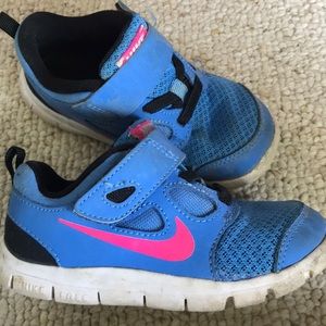 Nike Toddler Girl Sneaker